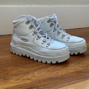 Skechers shindigs renegade leather sneaker boot